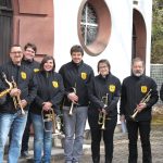 Mitwirkende Musiker bei der Prozession in Aschbach
