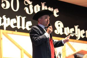 Moderator Dieter Emig