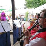 Detailfoto auf den Musikerreihen
