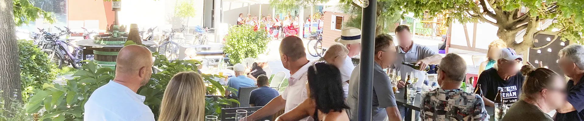 Musik, Wein und Gemeinschaft: Unser Ausflug in die Pfalz