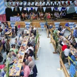 Der gefüllte Saal