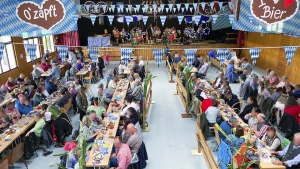 Der gefüllte Saal