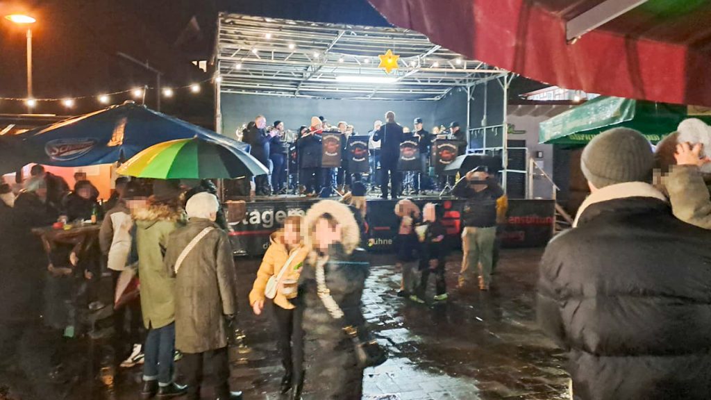 der verregnete Weihnachtsmarkt in Wald-Michelbach