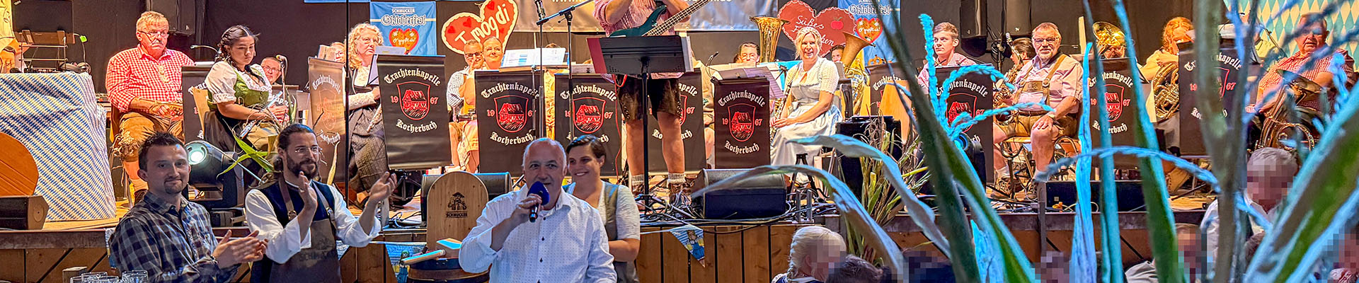 Ausverkaufte „Nacht in Tracht“ begeistert in Affolterbach