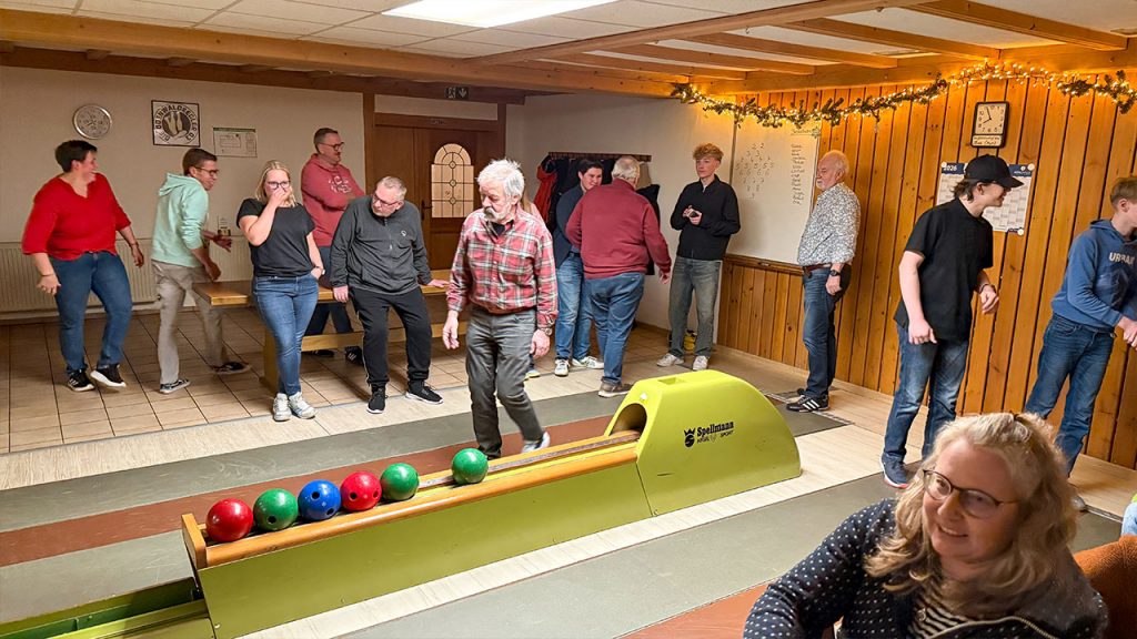 Die aktiven Musiker an der Kegelbahn